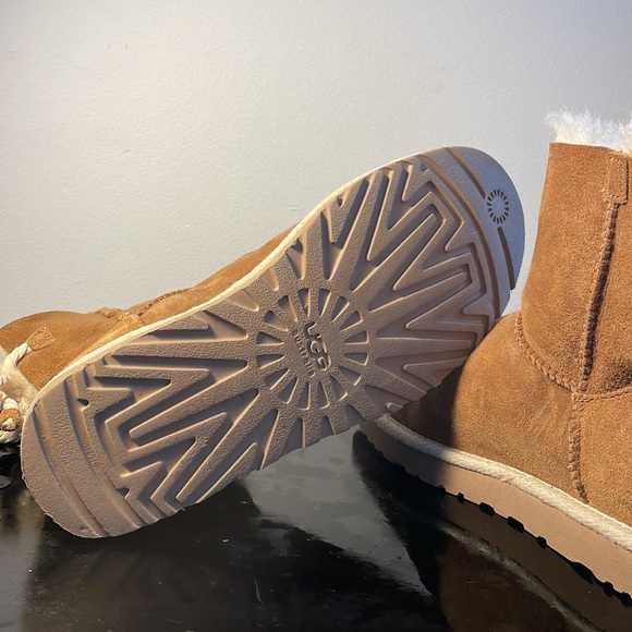 UGG - Chestnut - Selene Rope Bailey Bow - Picture 2 of 2